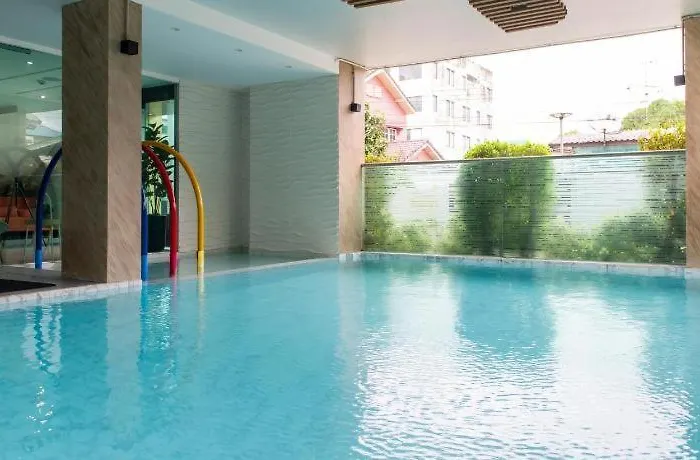Bangphlat Resort 3*